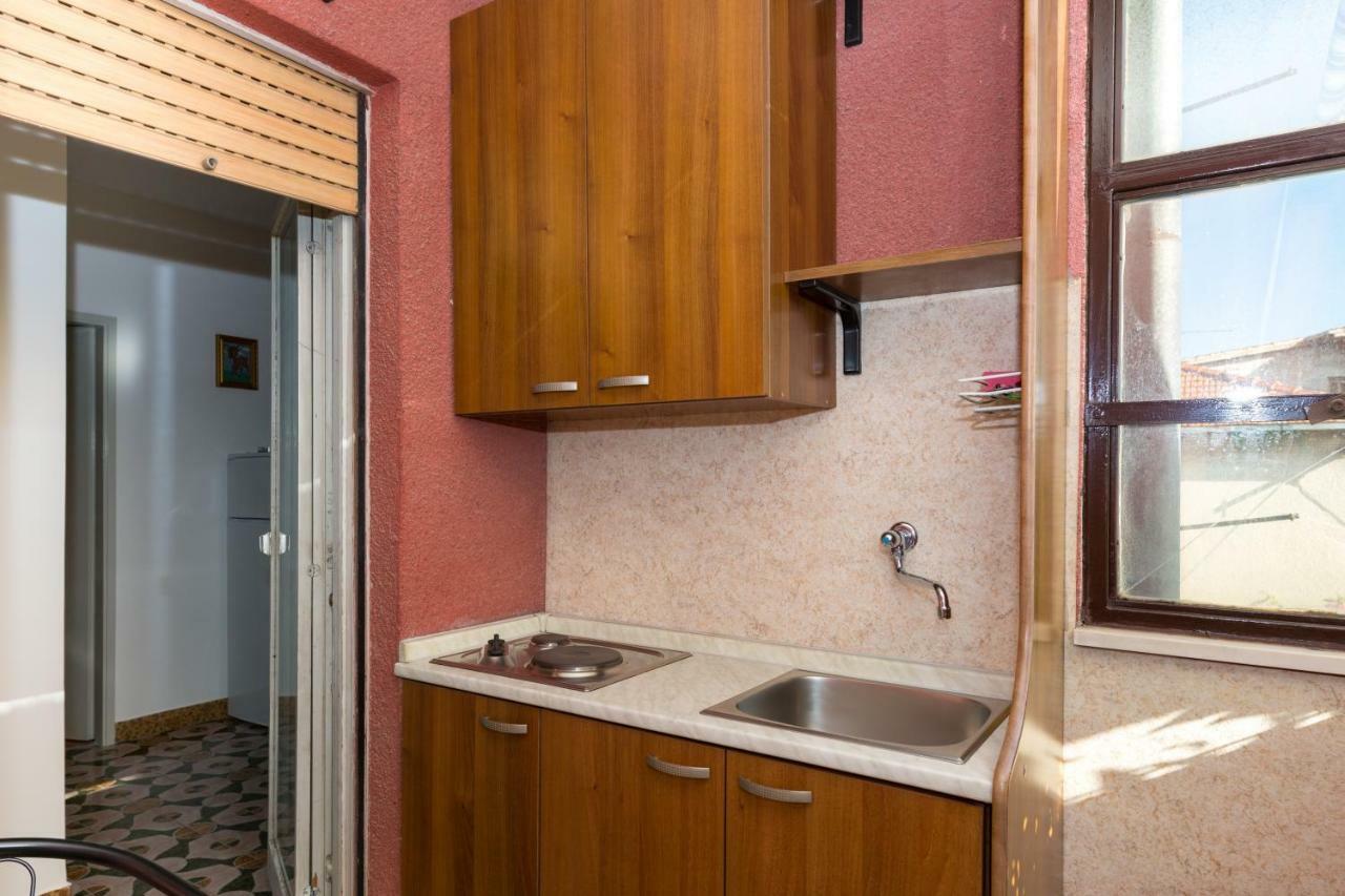 Pericic Apartment *